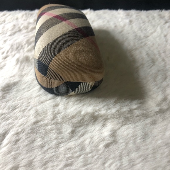 Authentic Burberry Sunglass Case - Picture 5 of 8